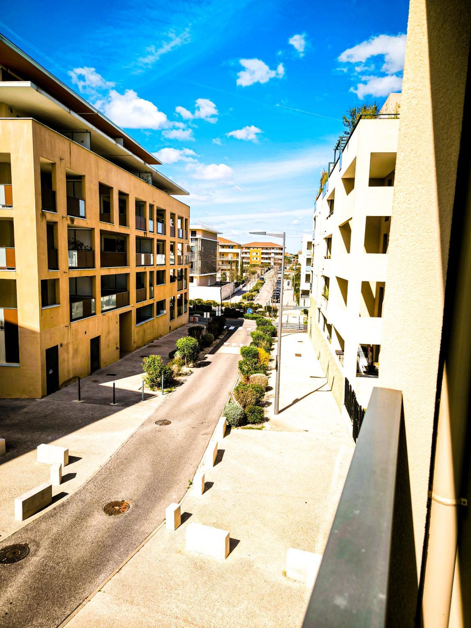 Ferienwohnung L'Instant Aixois T3 Situe A Aix La Duranne Aix-en-Provence Exterior foto